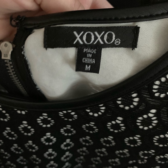 Adorable XoXo lace top - Picture 4 of 4